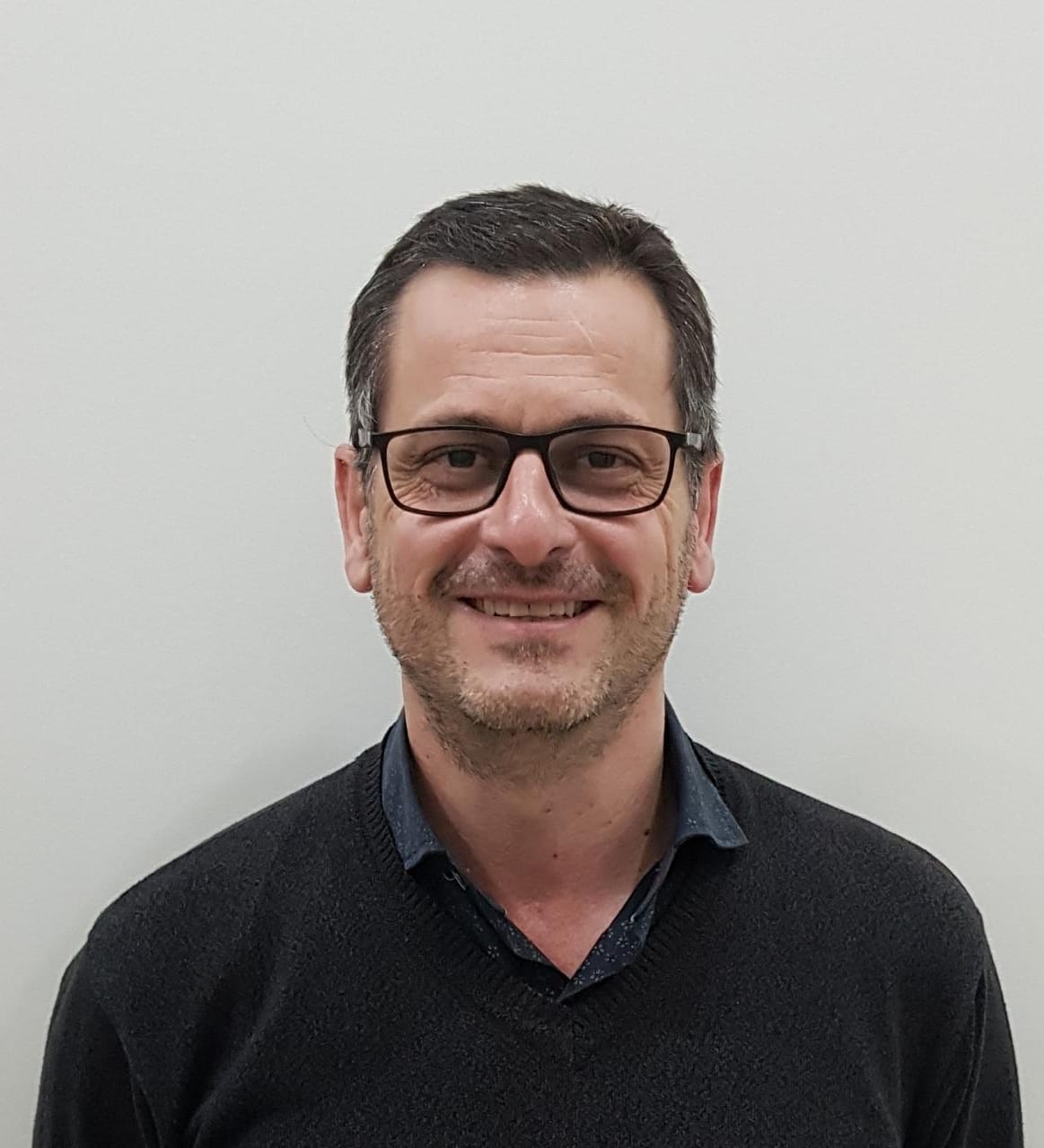 Dr. Zarlenga Esteban